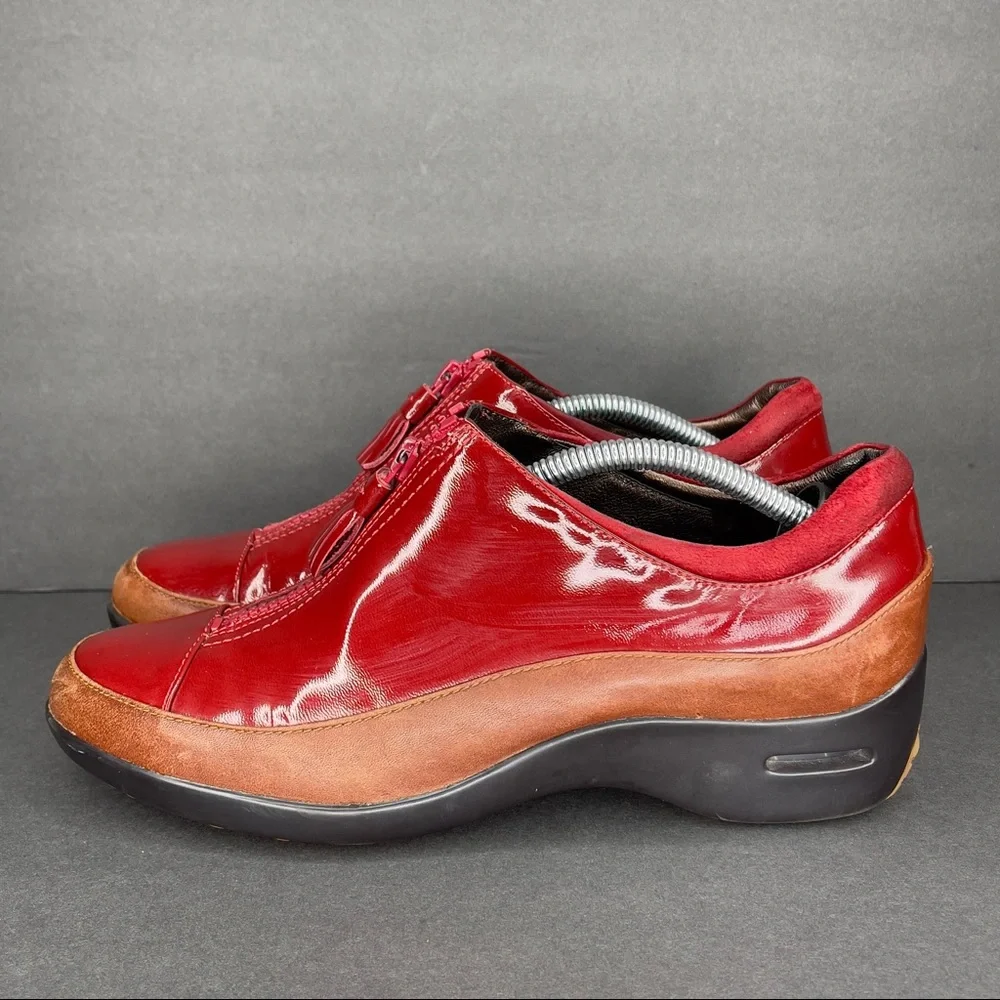 Cole Haan Women Boot Air Luna Size8 B Red Patent Leather Waterproof Rain Shoes.‎